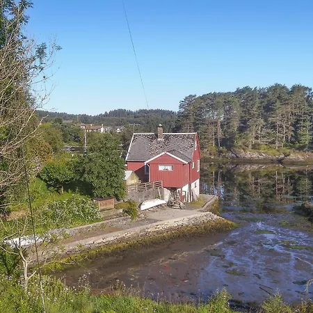 Holiday home Gorgeous In With Wifi *